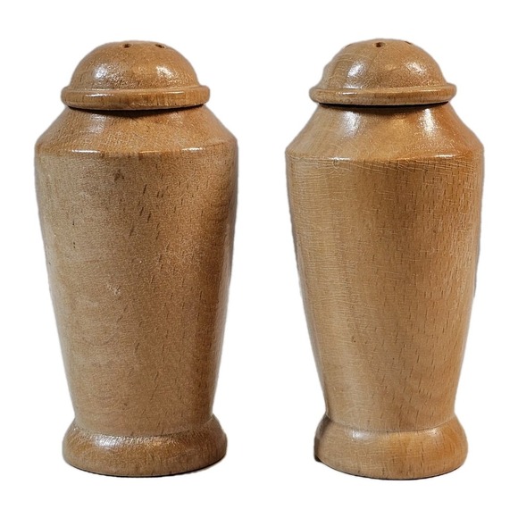 Wooden Vintage Turned Salt and Pepper Shakers Set Japan Minimalist Modern Simple - Picture 1 of 9